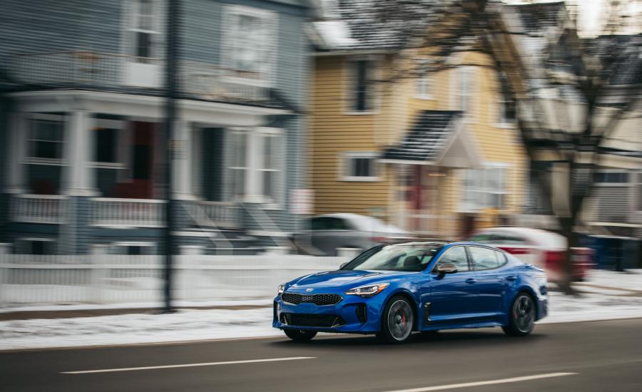  Kia Stinger GT AWD (CK) 2017 года  (NA) (фото 36 из 42)
